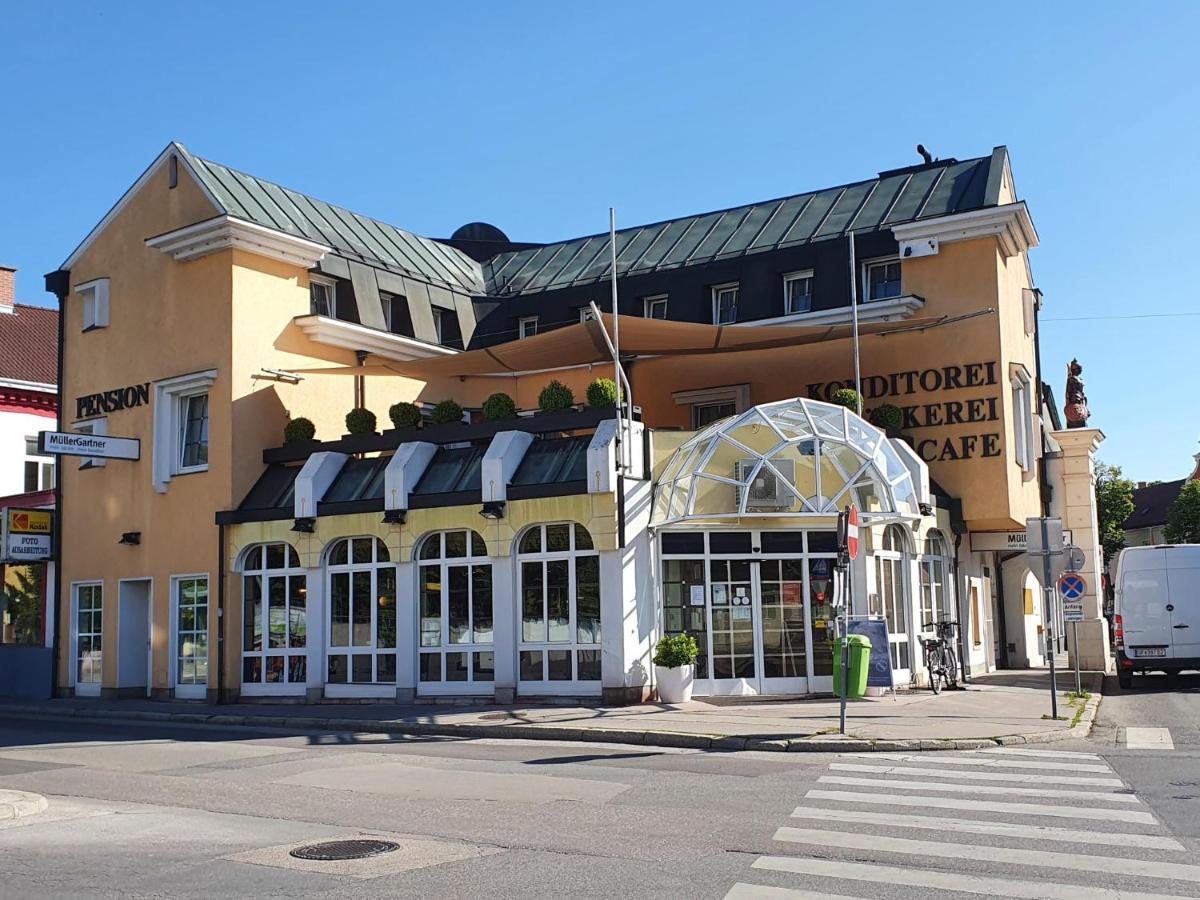 Pension Mueller Gartner Gross-Enzersdorf Bagian luar foto