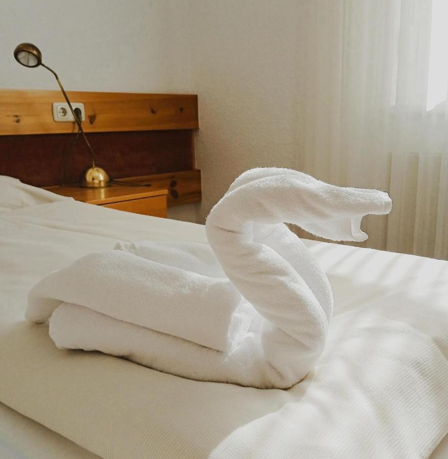 Pension Mueller Gartner Gross-Enzersdorf Bagian luar foto